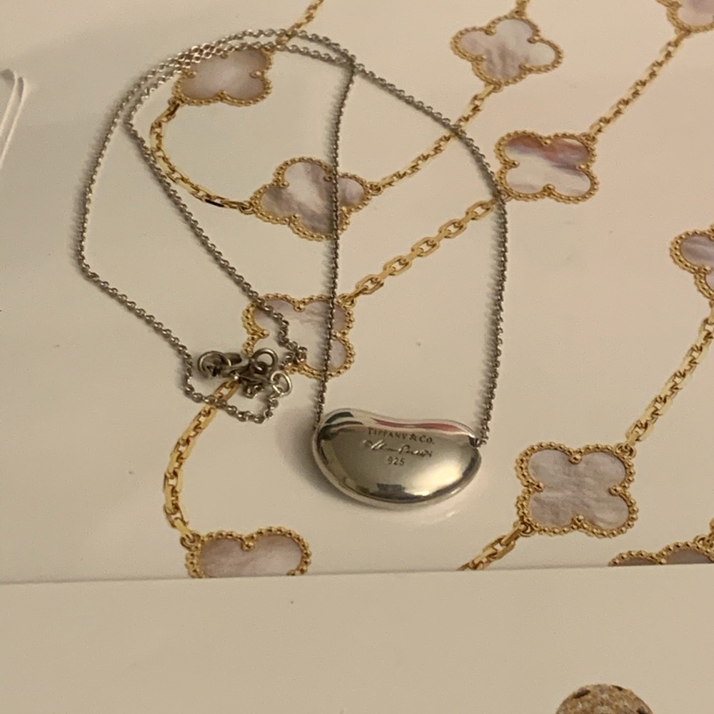 Tiffany & Co. Elsa Peretti Bean Pendent